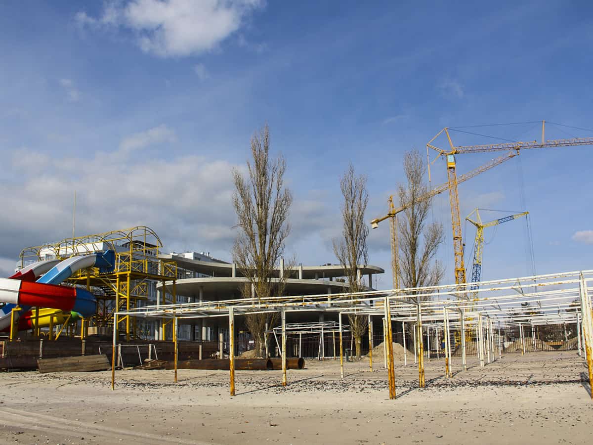 Стройк возле Де Ла Вита в Коблево