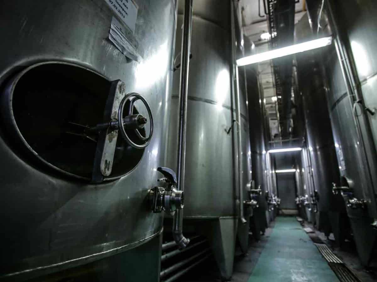 Как хранится вино