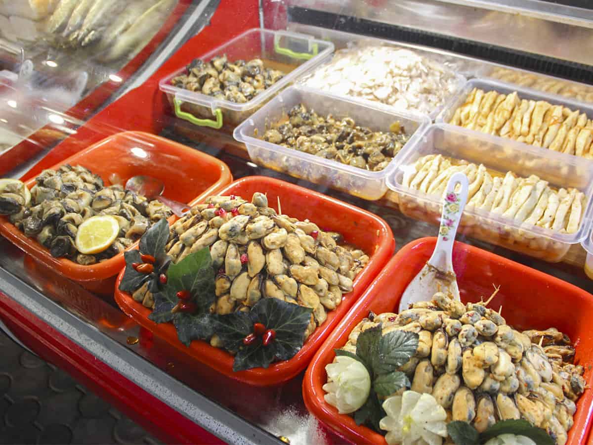 рыбный рынок мидии