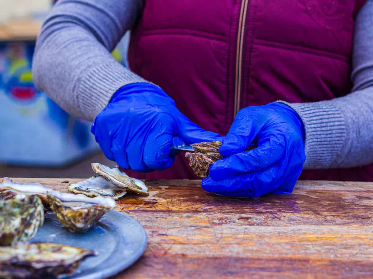 как открывать устрицы