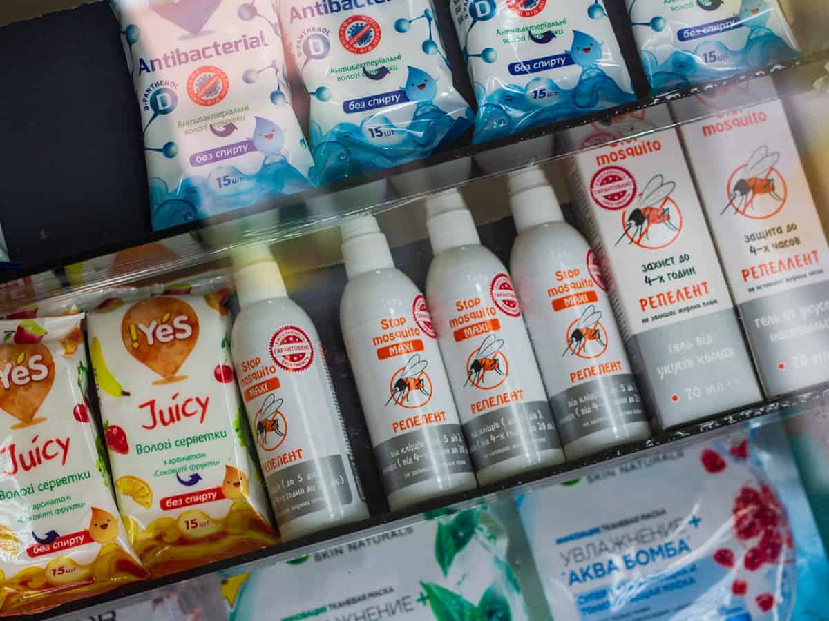 Спреи от комаров в аптеке Коблево