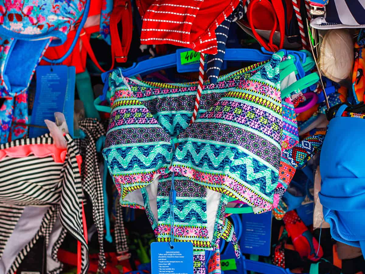 сколько в Коблево стоит купальник