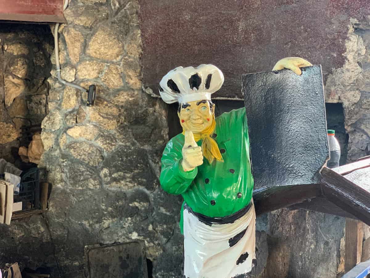 В кафе У Бабушек в Коблево сытно вкусно и недорого