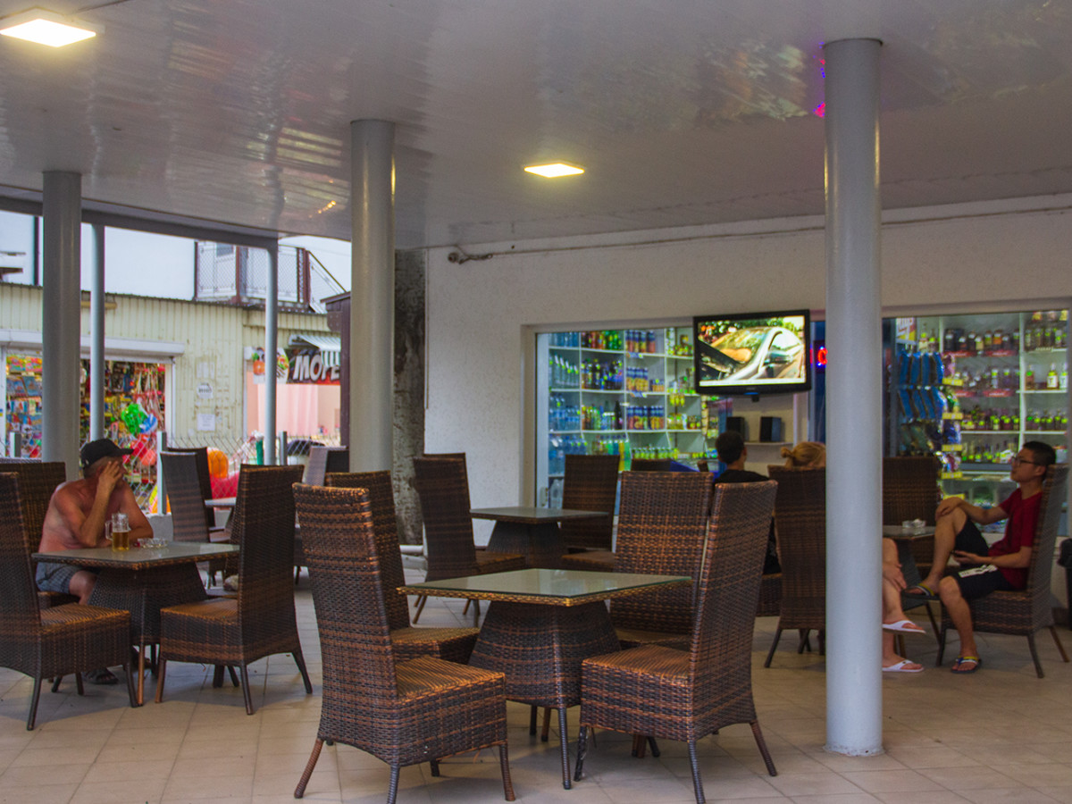 Кафе У Ксюши в Коблево атмосфера