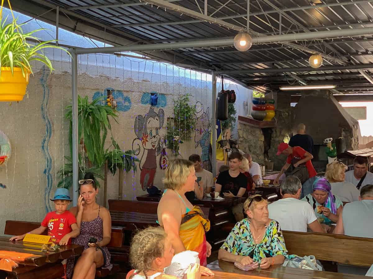 Кафе с вкусной домашней кухней в Коблево