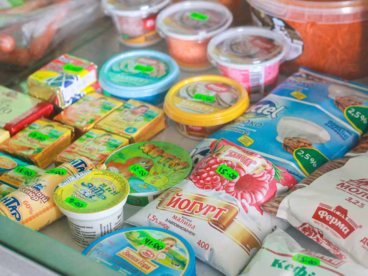 молочная продукция Магазин возле кафе Бастион в Коблево