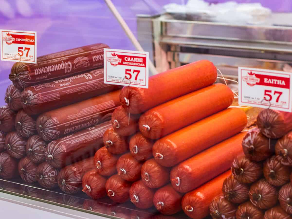 Магазин мясных изделий Твої Улюблені в Коблево