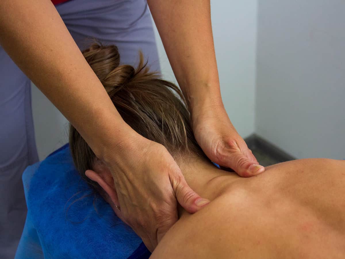 лечебный массаж в клинике семейной медицины в Коблево