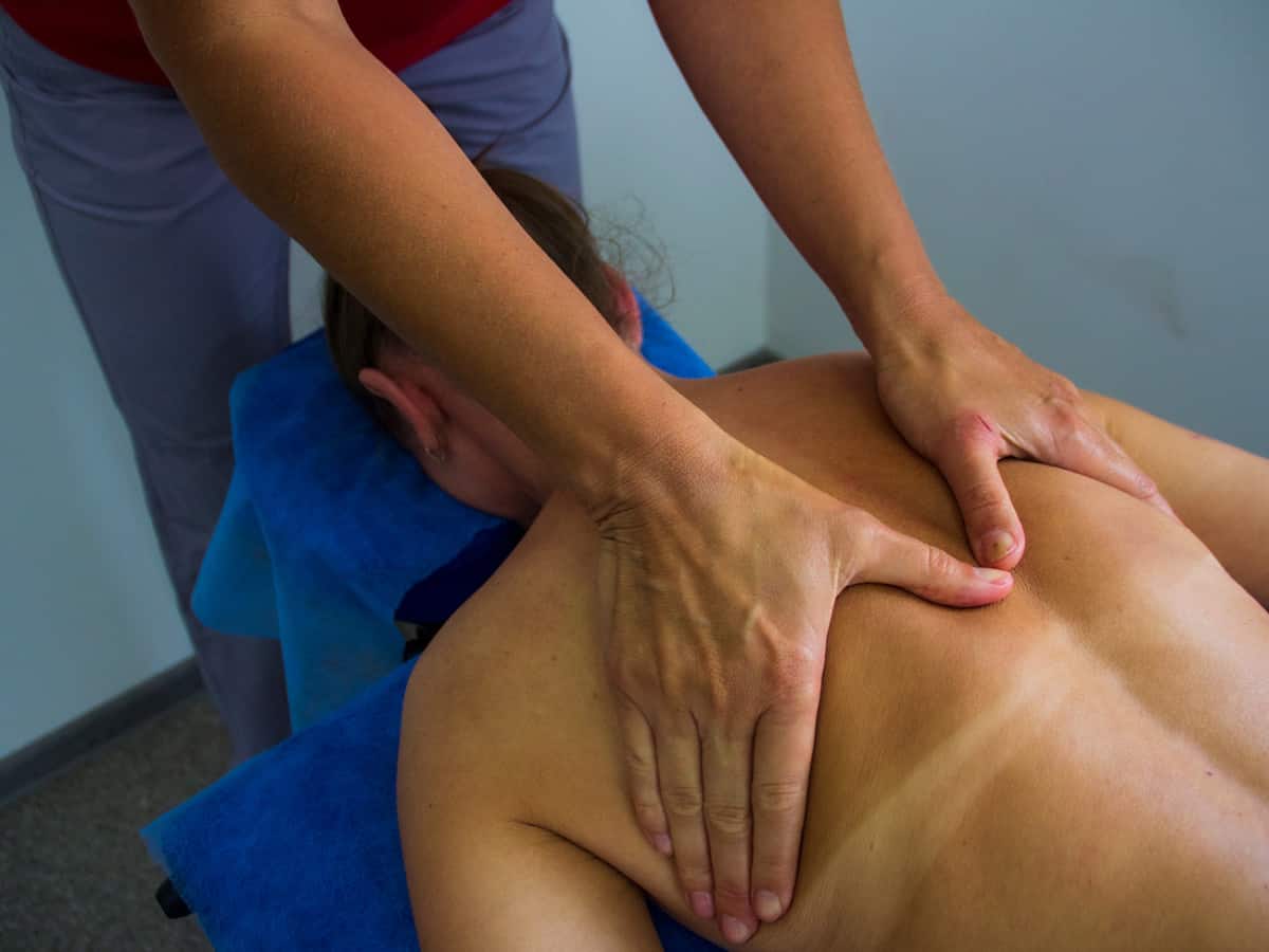 где в Коблево делают лечебный массаж