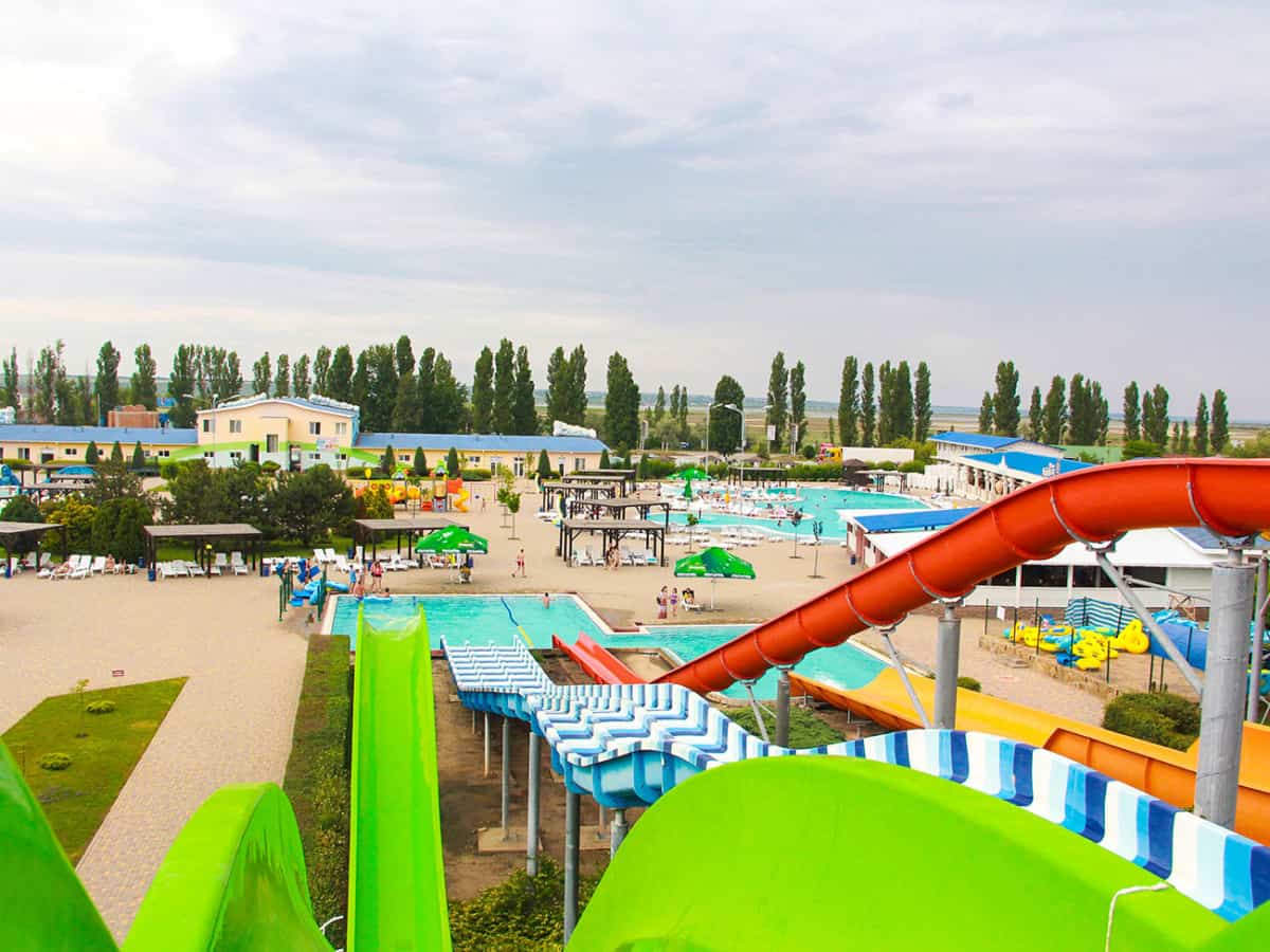 Территория аквапарка Коблево