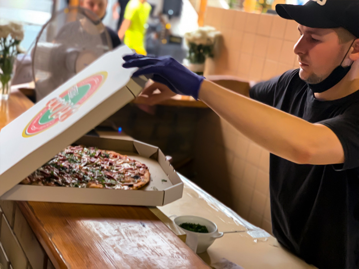 Доставка в пицца-ресторане Милано в Молдавской части Коблево