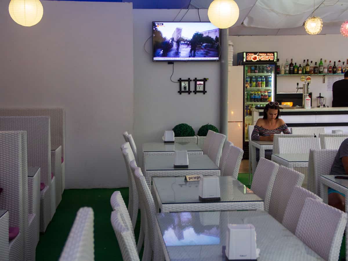 Атмосфера в заведении в Коблево