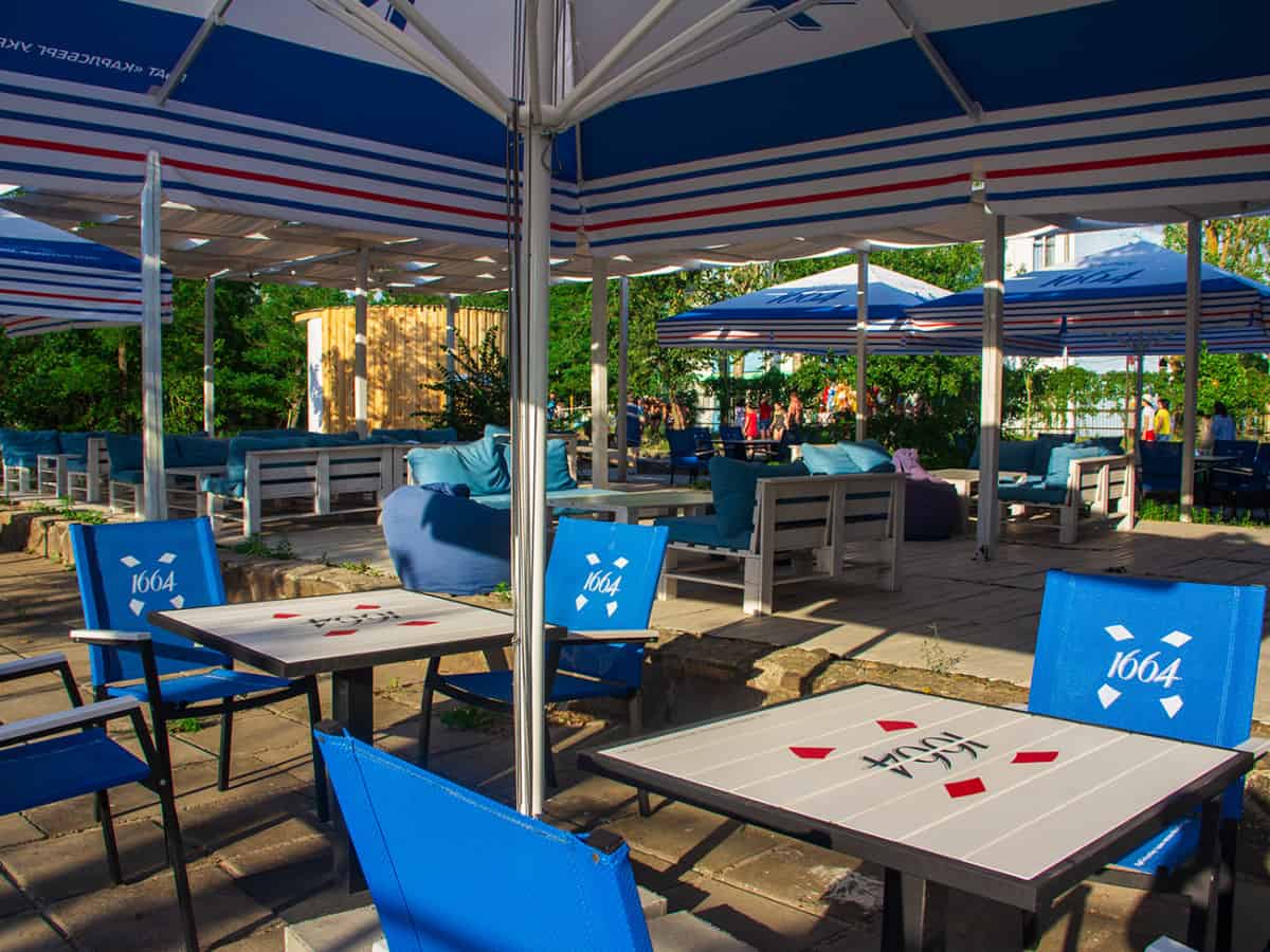 Баббл в Коблево кафе на первой линии