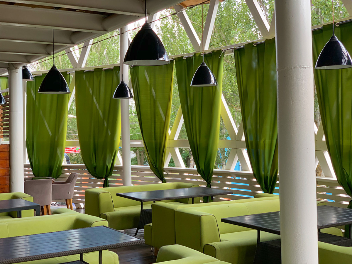 Атмосфера ресторана японской и европейской кухни в Коблево