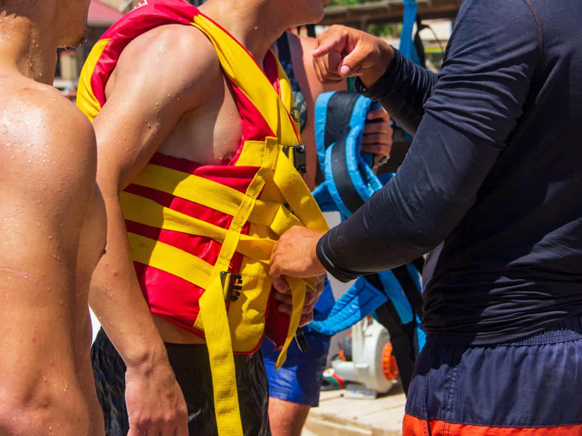 Жилет для безопасности при полете с парашютом Коблево