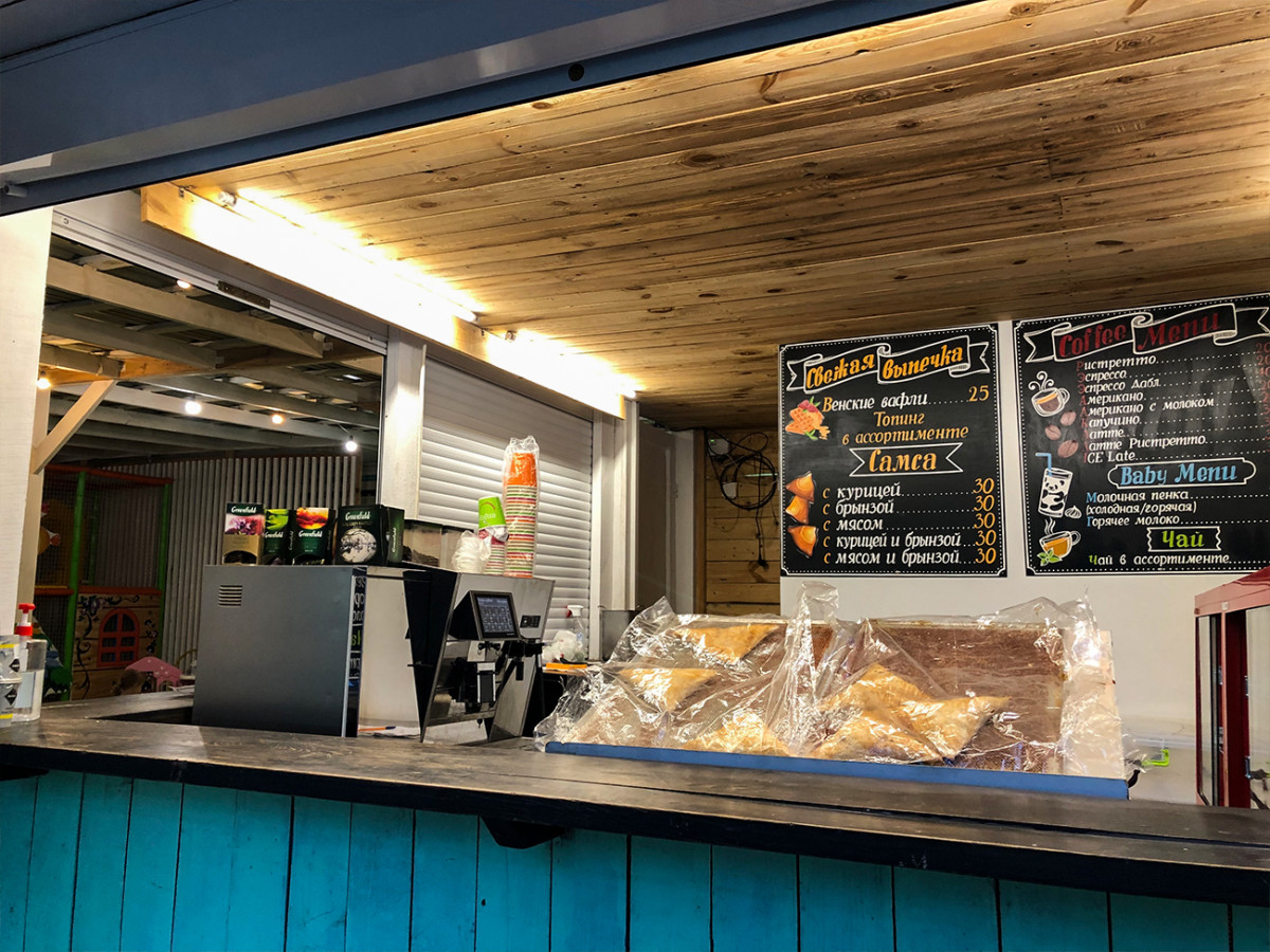 Кофейня возле Сказки в Коблево выпечка