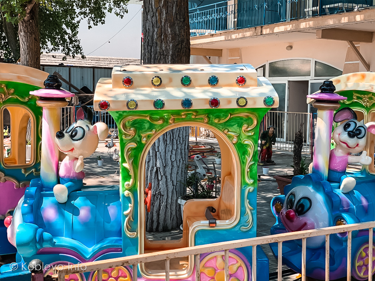 Аттракционы для самых маленьких в Коблево