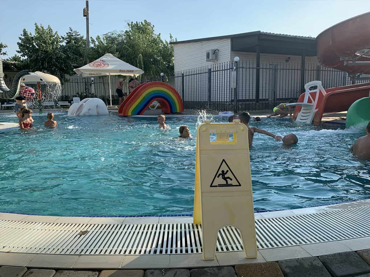 детский бассейн в Орбите Коблево