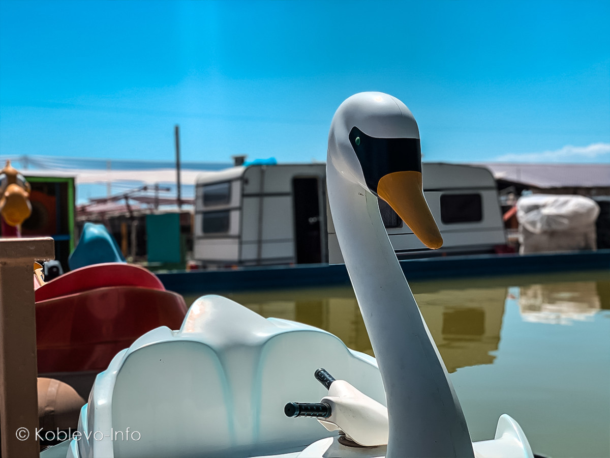 Парк аттракционов Преображенский в Коблево. Аттракционы на воде для детей в Коблево