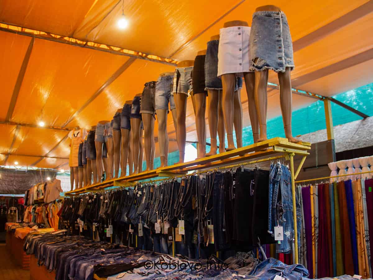 Купить женские джинсы в Коблево