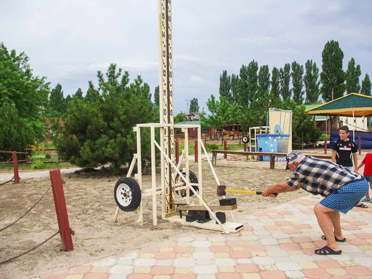 Аттракционы в Родео парке в Коблево