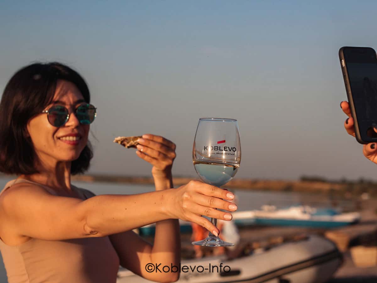 Фото с экскурсий на устричную ферму в Коблево