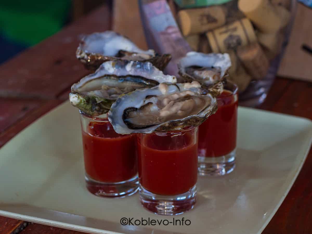 Свежие устрицы в Коблево