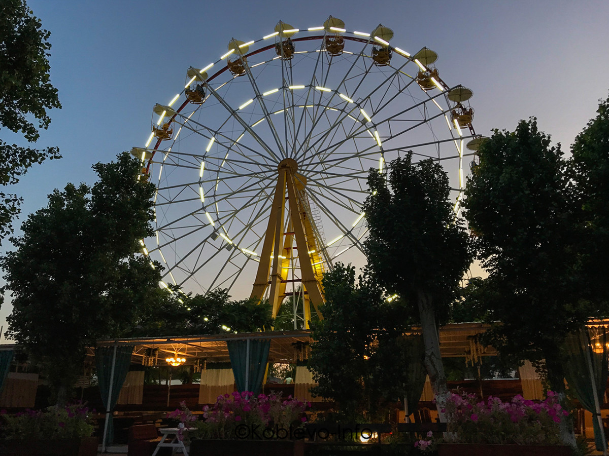 Фото вечернего Коблево