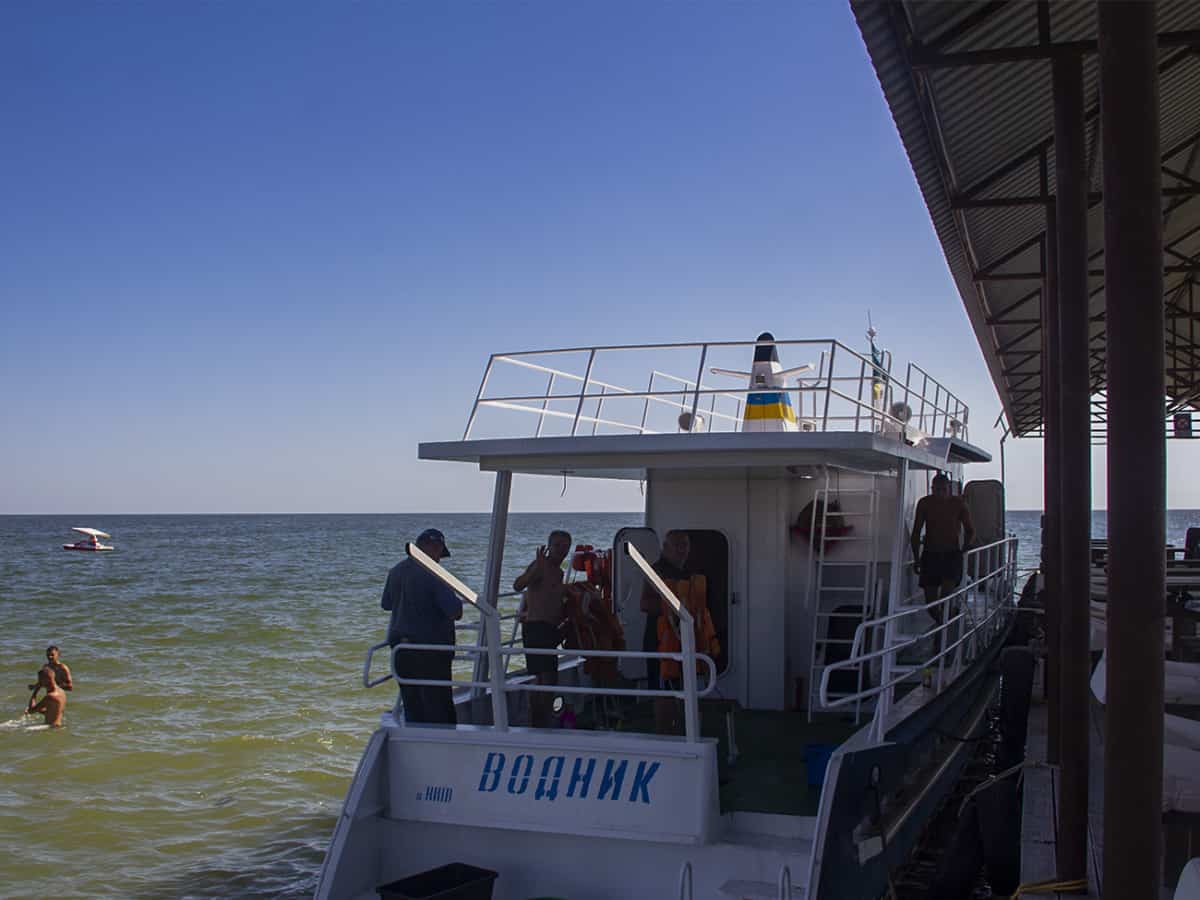 Прогулки по морю в Коблево