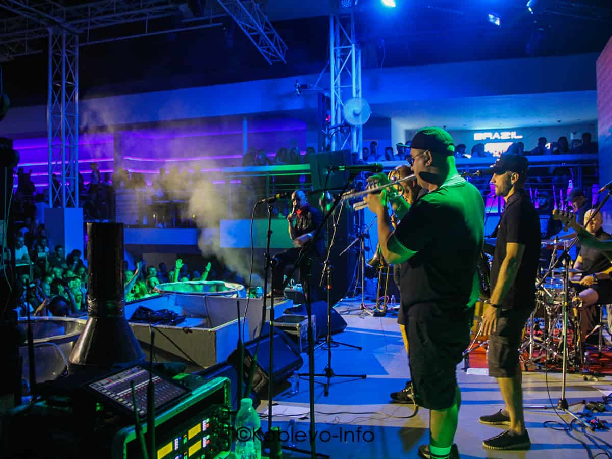 Выступления артистов в Коблево