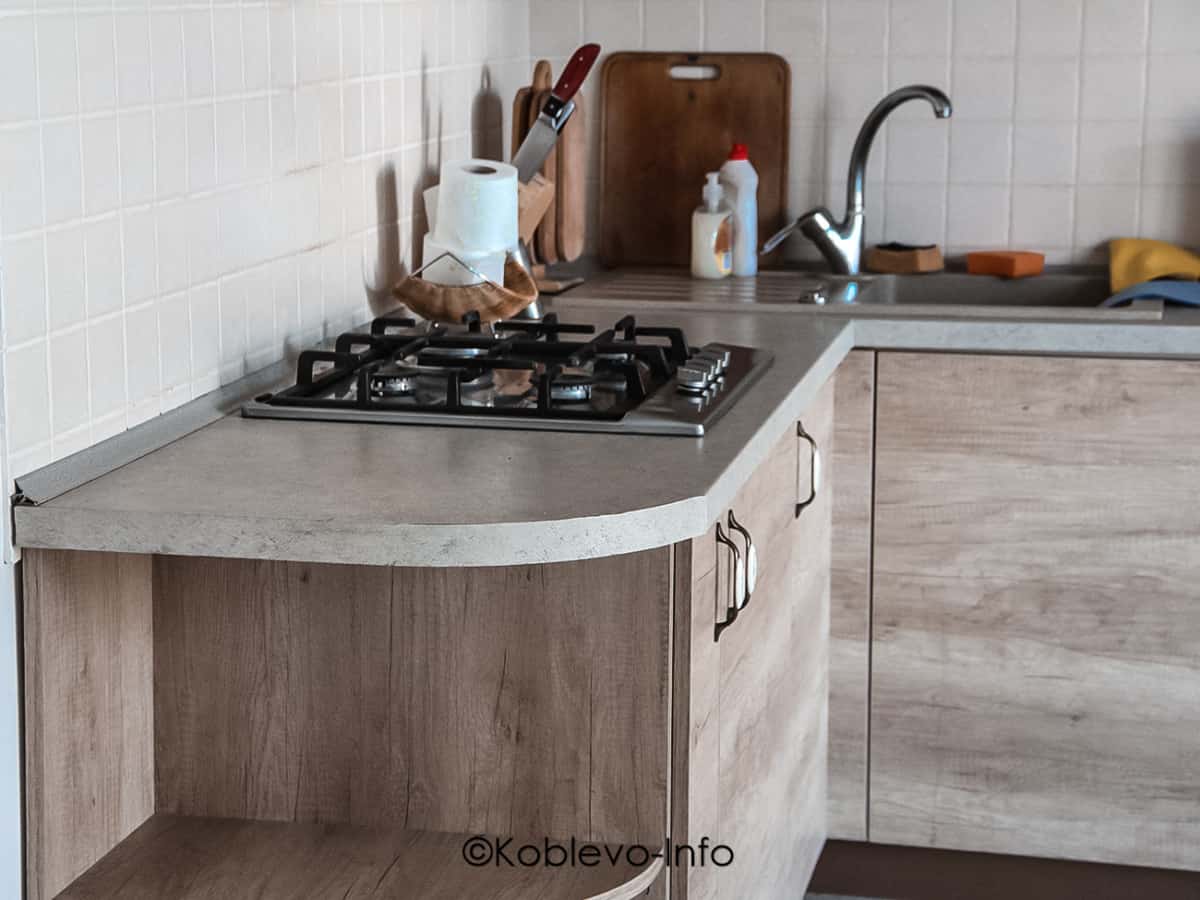 Коттедж сосновый бор в Коблево. Частный сектор и дома с кухней в Коблево