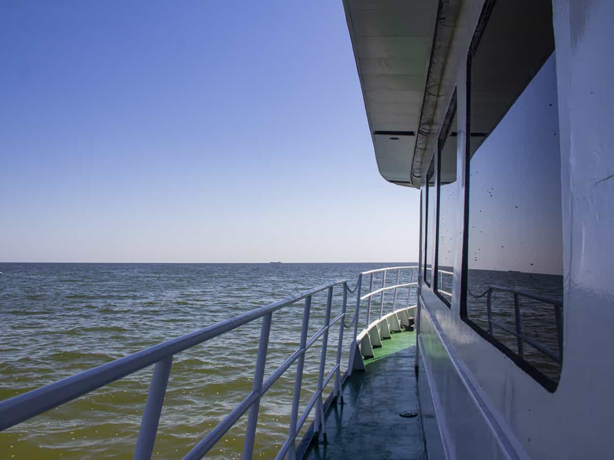 Прогулки по морю на теплоходе в Коблево