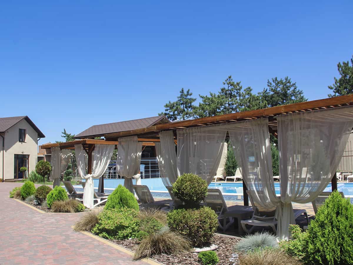 Снять номер в Эко отеле Черное море в Коблево