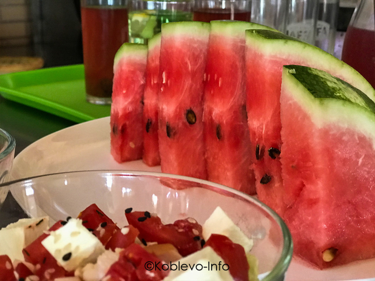 Кафе с линией раздачи в Коблево