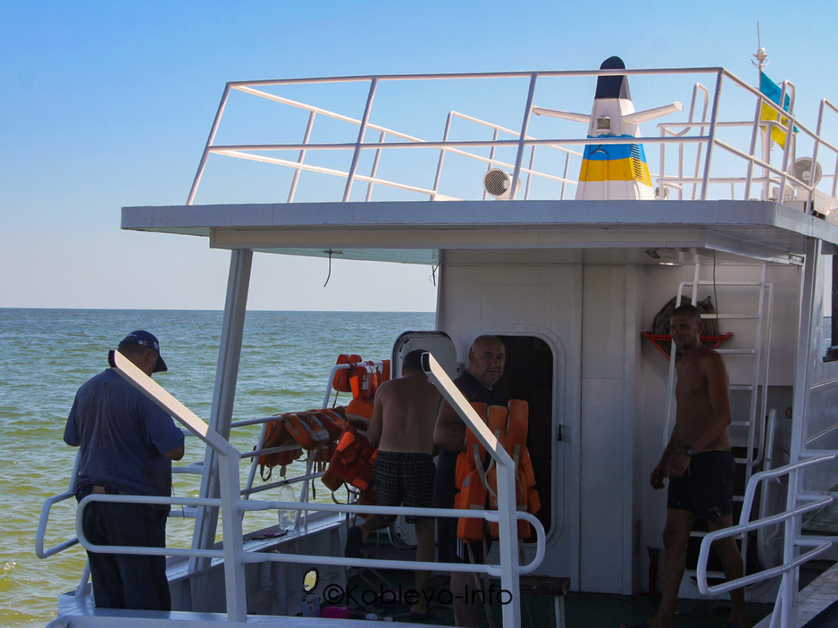 Сколько длится прогулка на теплоходе