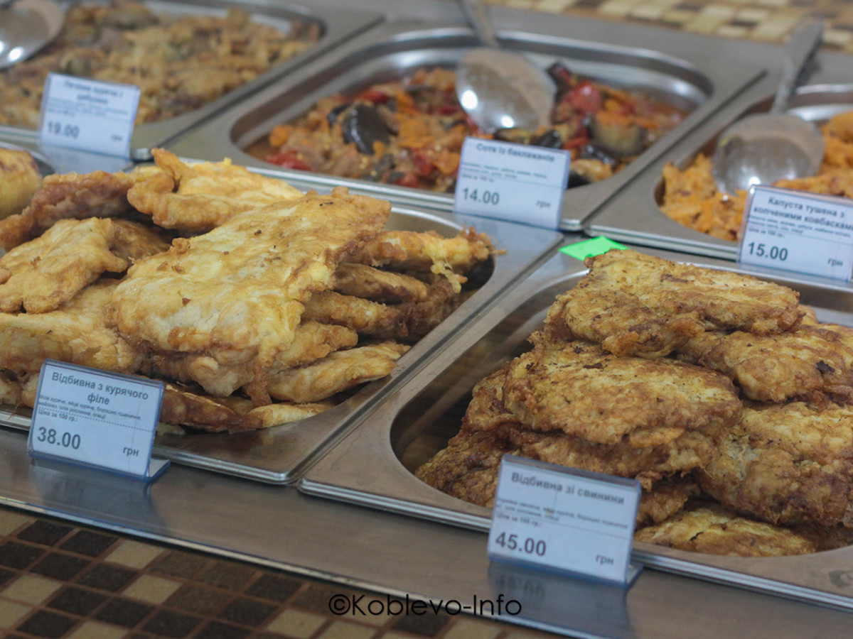 Вторые блюда в кафе Сытно Смачно в Коблево