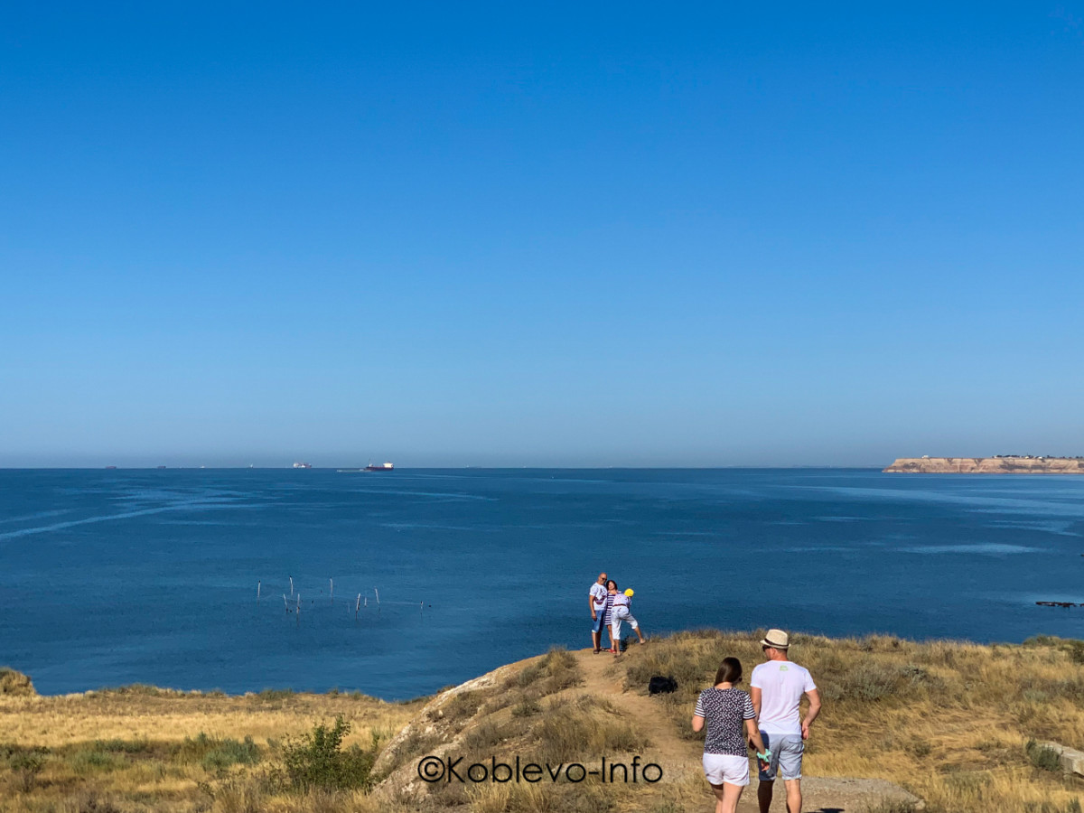 Вид на Черное море с острова Березань