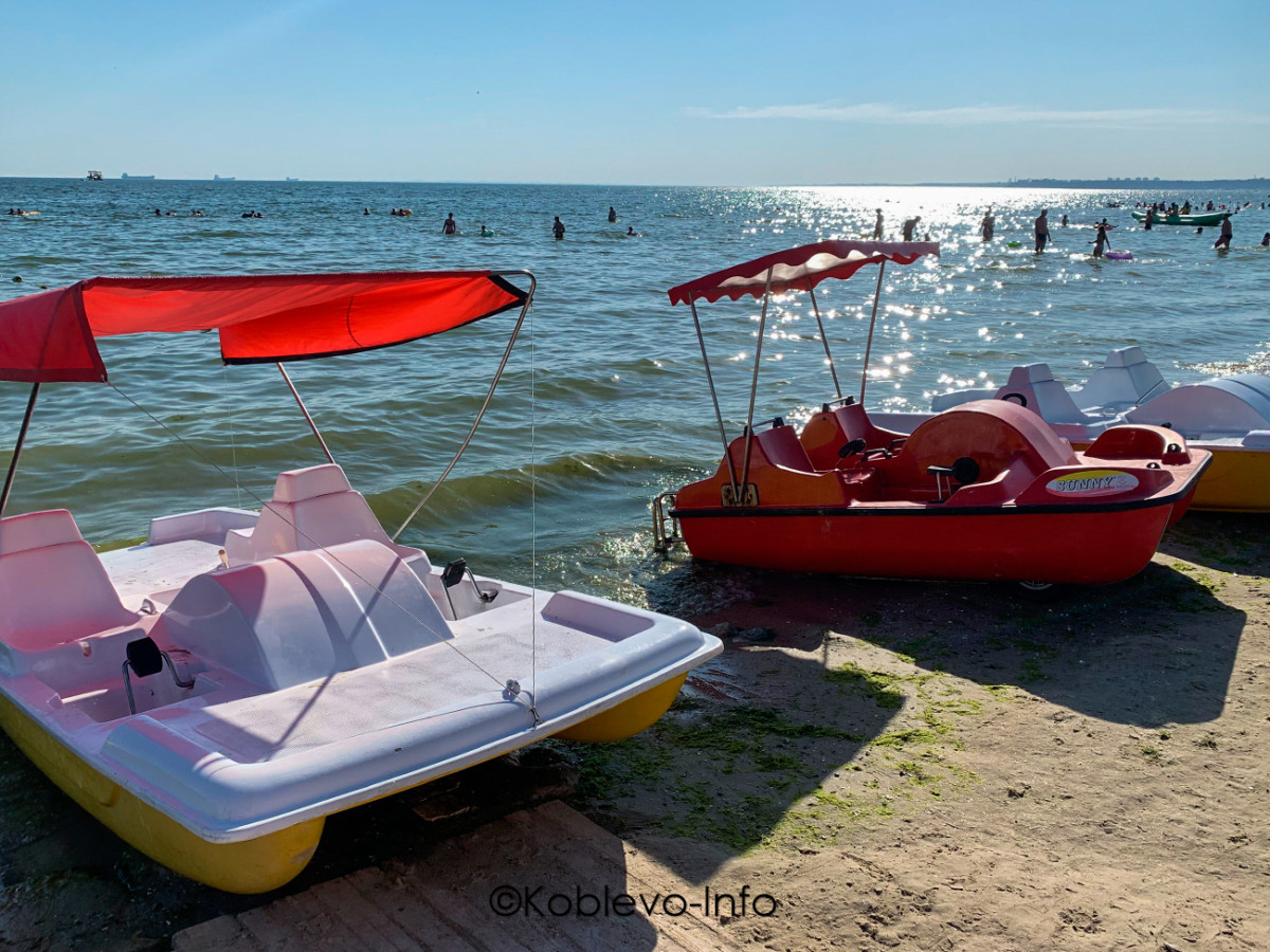 Где в Коблево есть катамараны