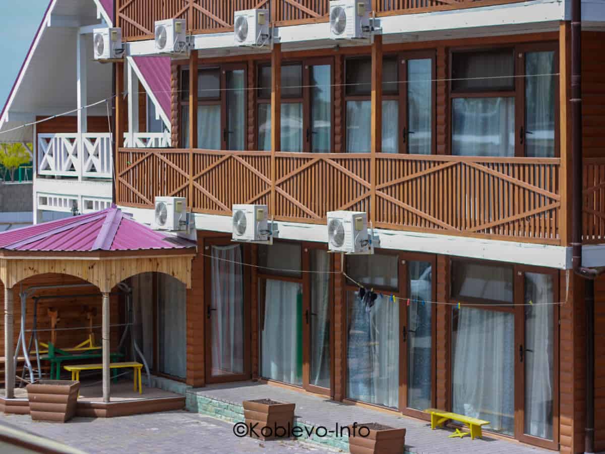 Снять номер в кемпинге Уютный дворик в Коблево