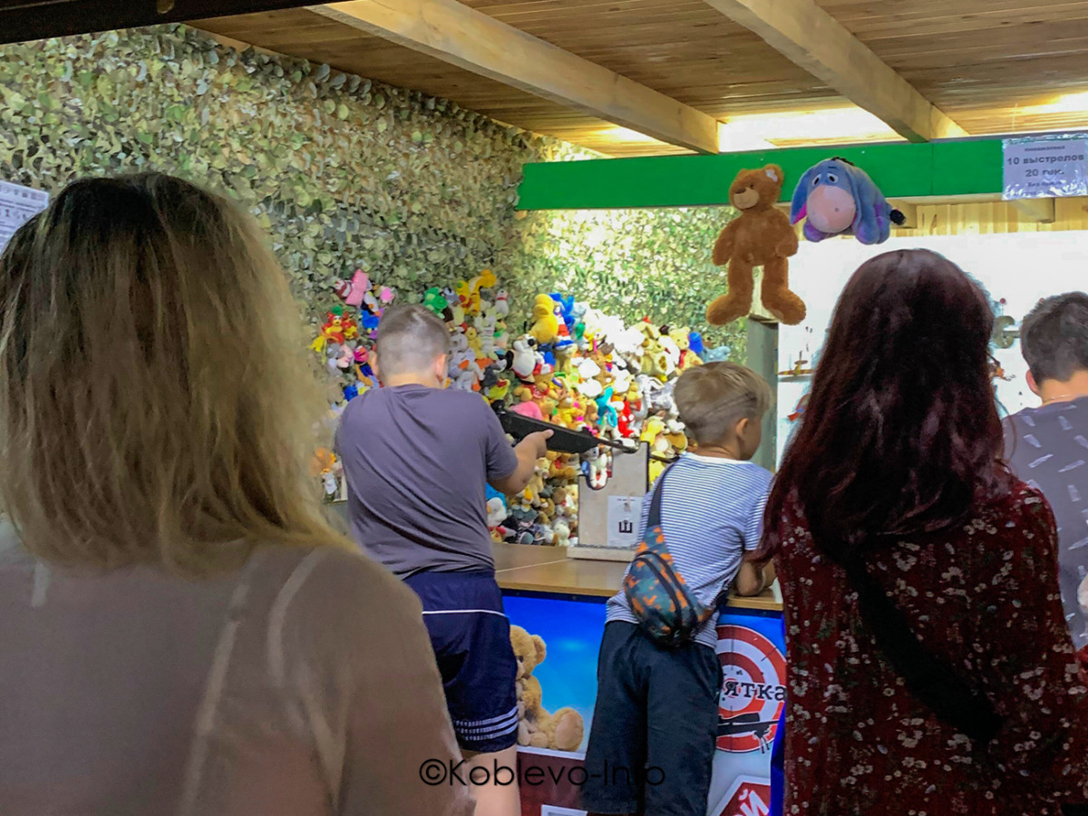 Призовая игра в тире в Коблево