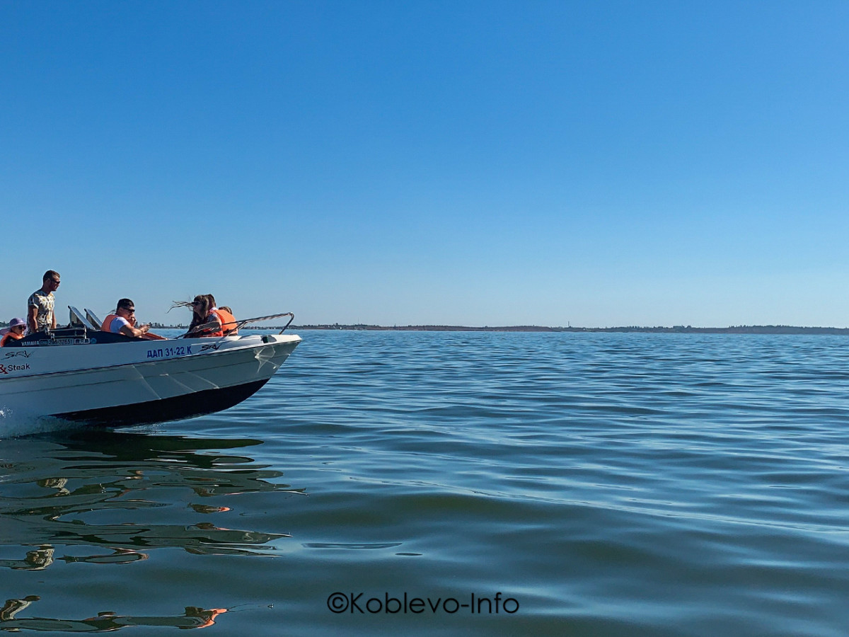 Откуда отправляется катер на остров Березань
