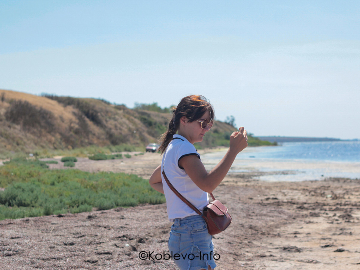Смм менеджер Коблево Тревел собирает контент