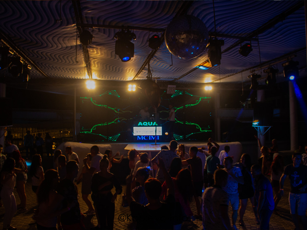 Цены в ночном клубе Аква в Коблево