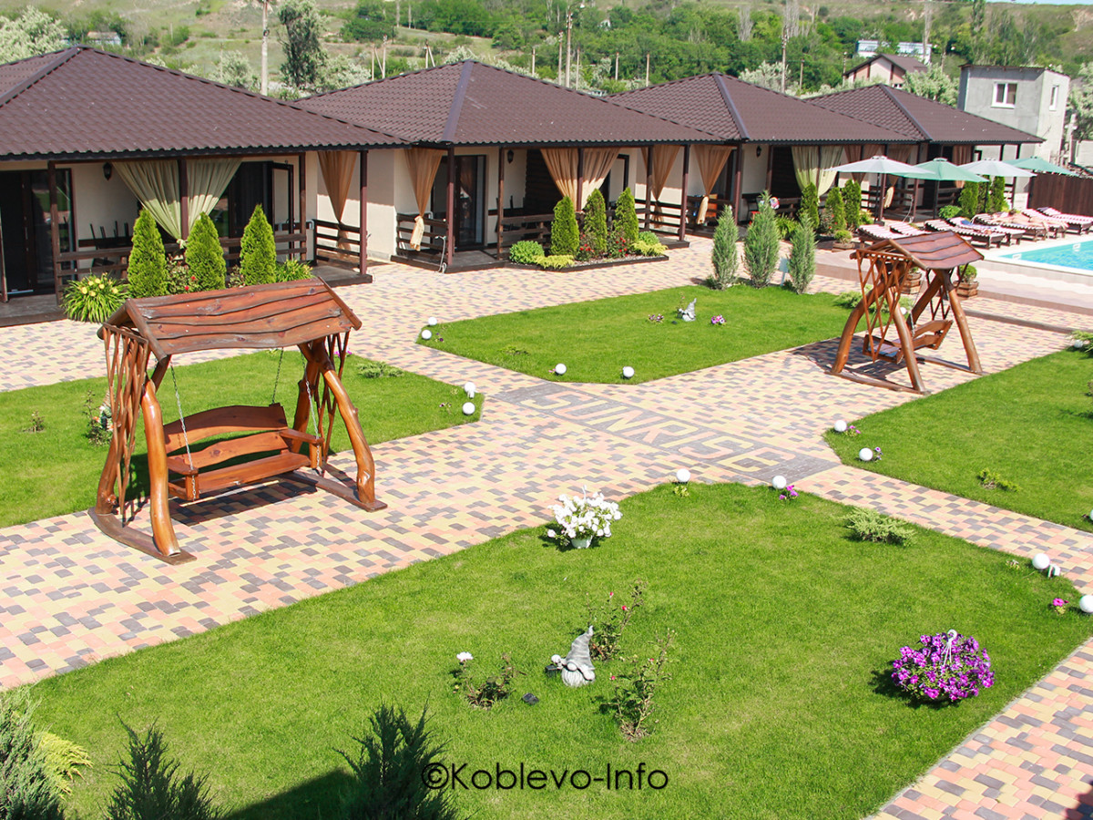 Коттеджный комплекс Санрайз в Коблево