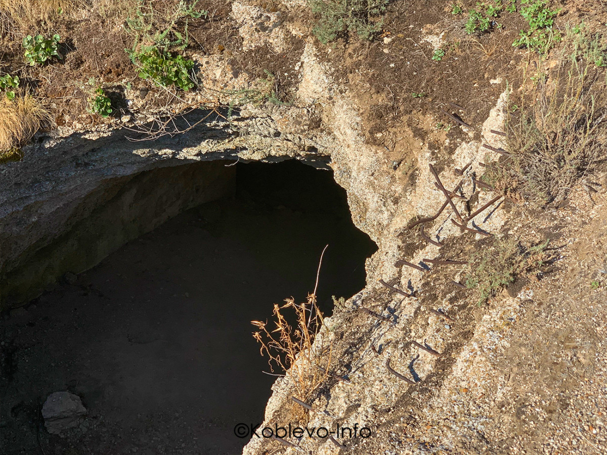 Пещеры на острове Березань