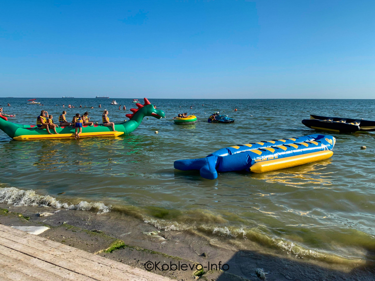 Аттракционы на Молдавских базах в Коблево 2021