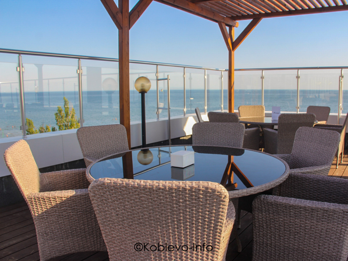 Интерьер ресторана Небо в Коблево